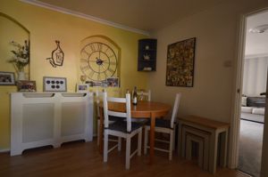 DINING AREA- click for photo gallery